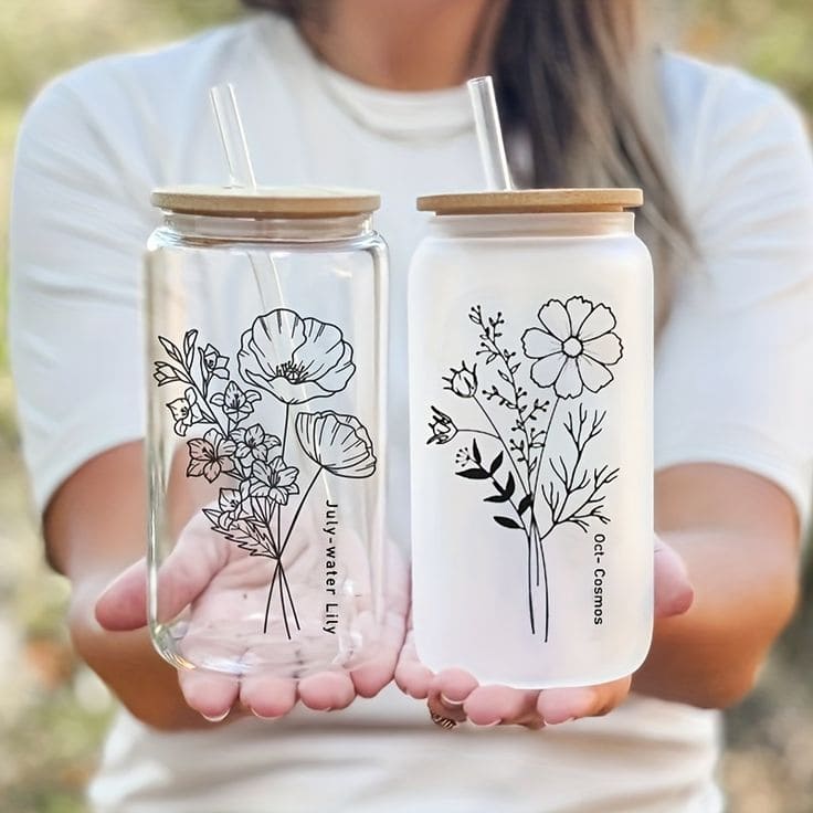 Vaso con tapa y sorbito